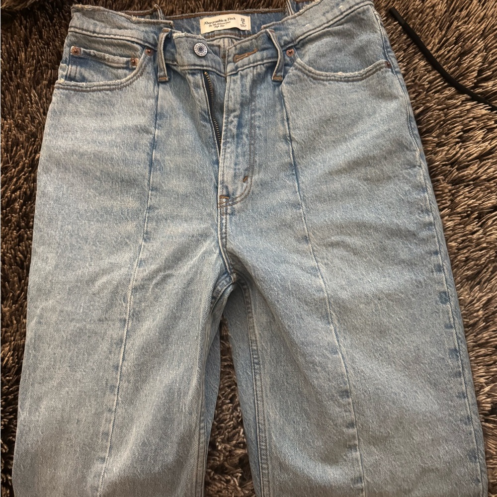 Abercrombie 90s Relaxed Jeans